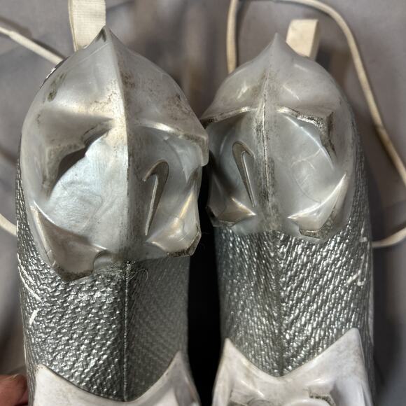 Men's Nike Vapor Edge Speed 360 2 White Football Cleats DA5455-102 Size 9.5 - Picture 9 of 9